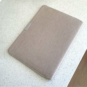 Bellroy Laptop Sleeve, 14 inch, Saltbrush Color, Leather-free